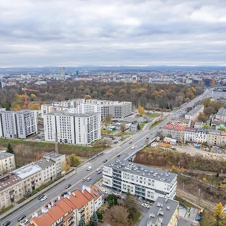 Apartment Pradnik Czerwony - Balcony, View - By Rentujemy Krakau